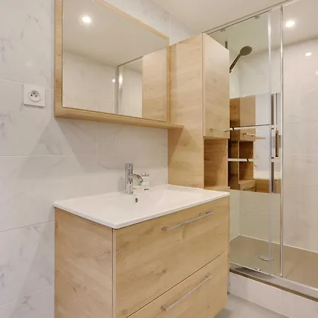 Amazing 1bdr-4p Beaubourg - Le Marais Apartment *